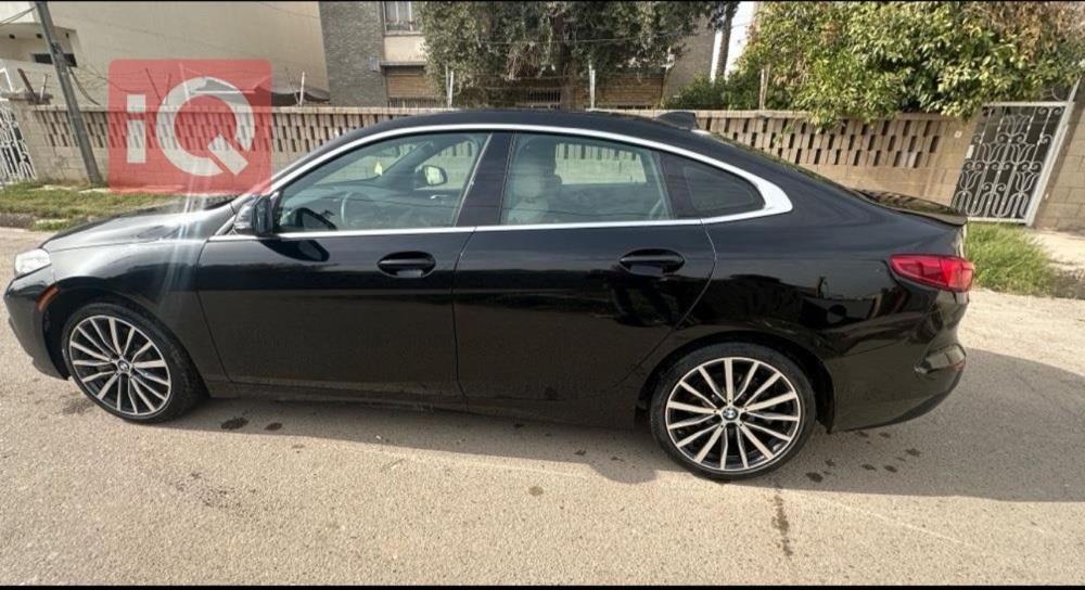 بي ام دبليو الفئة 2